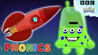 Phonics  Alien Alphabet  Learn to Read  Alphablocks [upl. by Bethina]