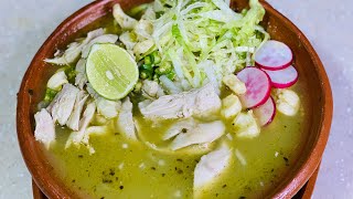 Pozole verde delicioso y rápido [upl. by Reifnnej]